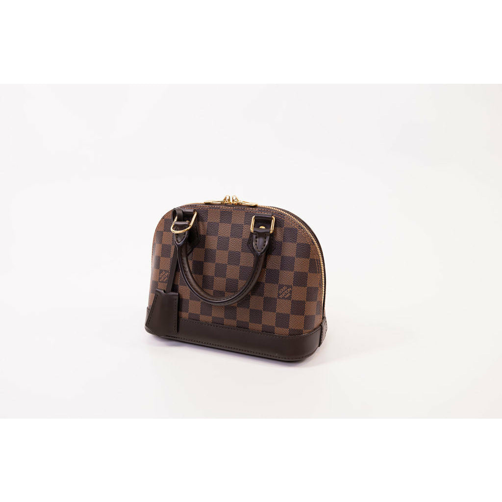 Louis Vuitton Alma BB Monogram  Trendy purses, Luxury purses, Fashion bags